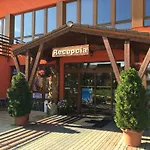 Village Tatralandia 2* Liptowski Mikułasz